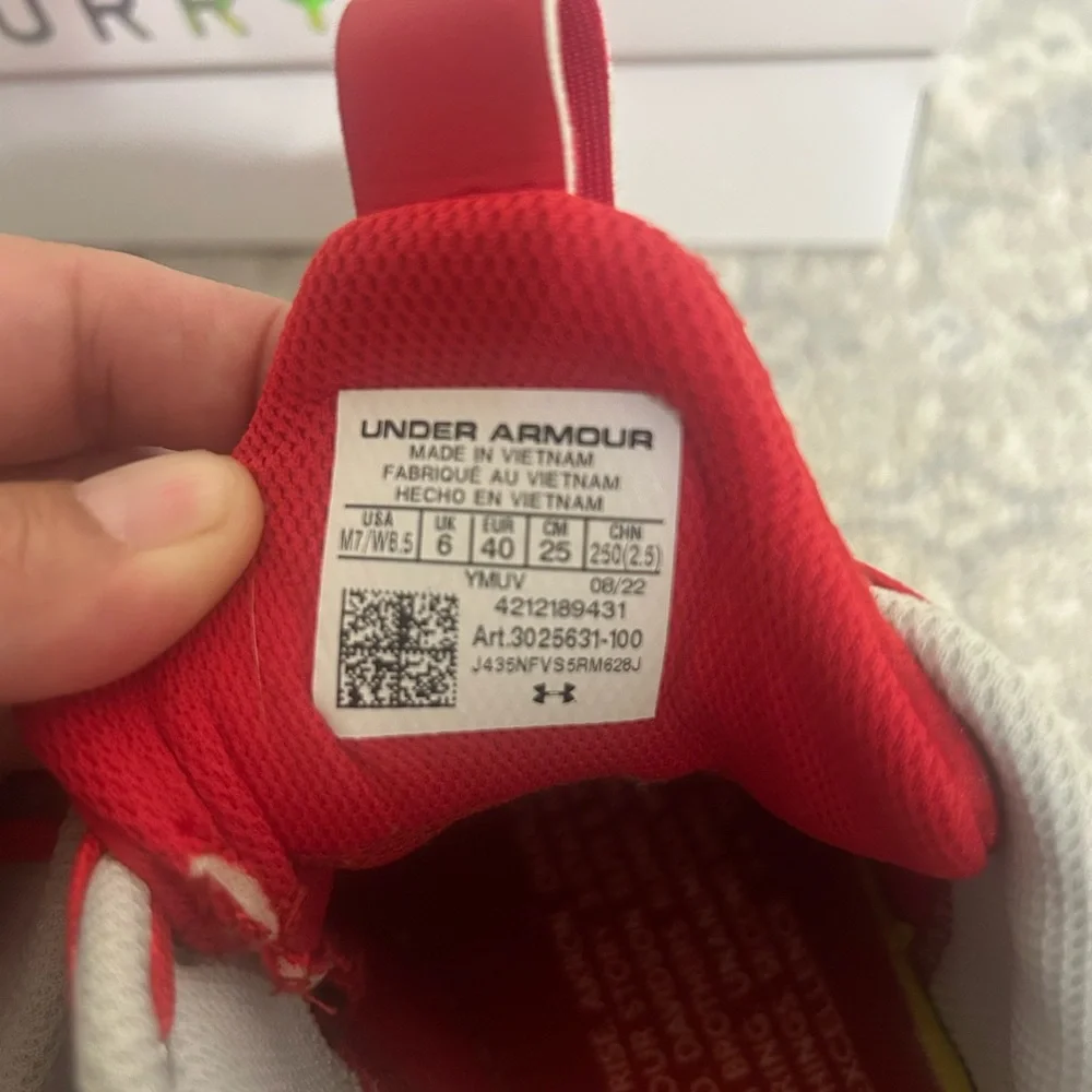Under Armour size mens